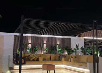 استراحة بمسبح