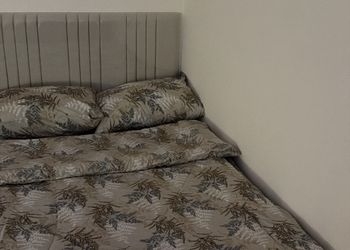 استديو هادئ بسرير ماستر 