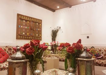 مزرعة بمناظر خلابة وجلسة خارجية 