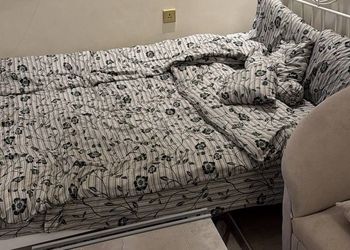 استديو هادئ بسرير ماستر 