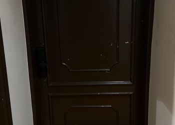 استديو هادئ بسرير ماستر