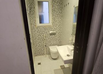 استديو بثلاث اسره فردية
