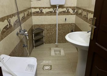 شقة بغرفة نوم وغرفة معيشة 