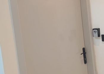 استديو هادئ بسرير ماستر 