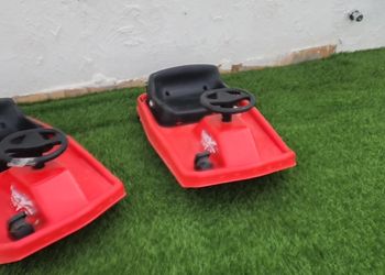 استراحة بإطلالة على مسبح وجبل