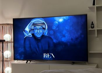 استديو بسرير ماستر وجلسة جانبية 