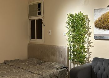استديو بأثاث مريح ودخول ذاتي