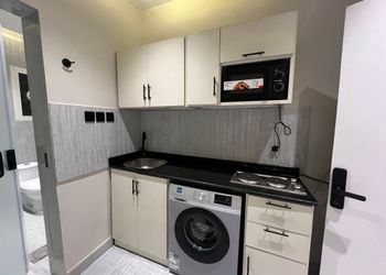 استديو بسرير ماستر ودخول ذاتي