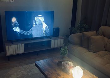 شقة انيقة بصالة ودخول ذاتي 