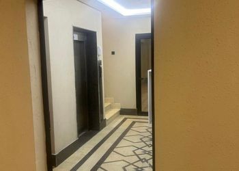 استديو بسرير ماستر وجلسة جانبية 