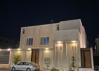 استديو بسرير ماستر وجلسة جانبية