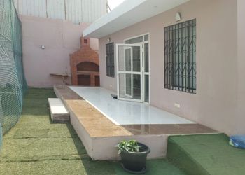 استراحة بملعب كرة قدم