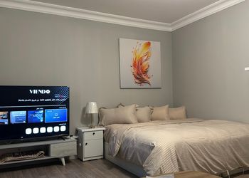 استديو بسرير ماستر وجلسة 