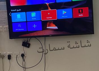 غرفة بسرير