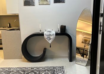 شاليه بمسبح خارجي وجلسة خارجية