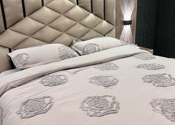 استديو هادئ بسرير ماستر 