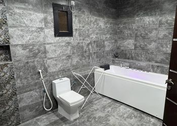استراحة بمسطح اخضر ومجالس