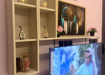 شقة بصالة جلوس ودخول ذاتي