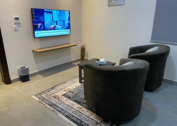 استديو هادئ بأثاث انيق