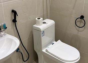 استديو بسرير ماستر وجلسة جانبية 
