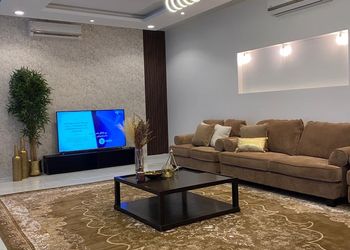 منتجع أنيق بمسطحات خضراء
