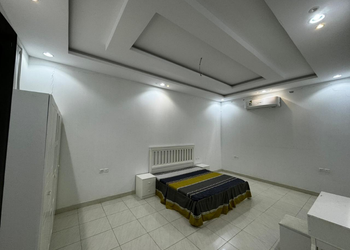 شاليه بمسطح اخضر