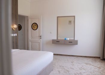 شالية دورين بخمس غرف نوم وبلكونه