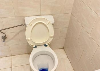 استديو بسرير ماستر وجلسة جانبية 