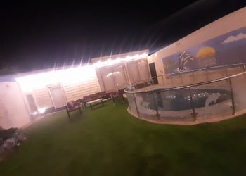شاليه بمجلس وجلسة خارجية 