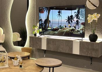 شقه دور ارضي بتصميم سينمائي