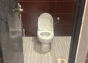 استراحة بجلسة خارجية ومسبح
