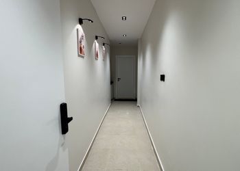 استوديو بسرير ماستر ودخول ذاتي 