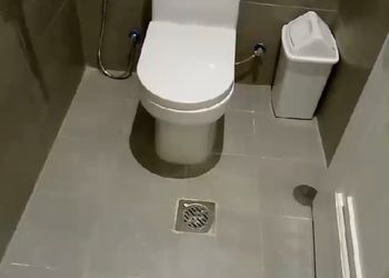 شقة بصالة انيقة وغرفة نوم