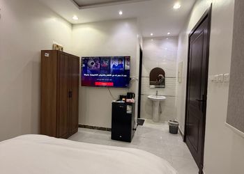 استديو بسيط  بسرير ماستر 