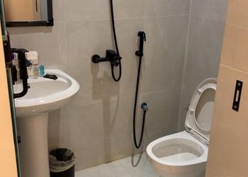 استديو بسرير ماستر وجلسة جانبية