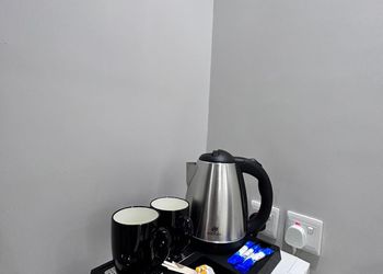 استديو بسرير ماستر وجلسة 