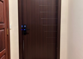 استديو بسرير ماستر و جلسة جانبية 