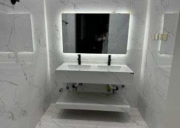 شاليه بمسطح اخضر ومجلس
