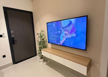 استديو بسرير ماستر وجلسة جانبية