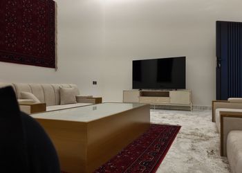 شاليه بجلسة خارجية ومسبح 