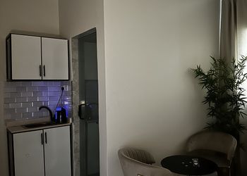 استديو بسرير ماستر ودخول ذاتي