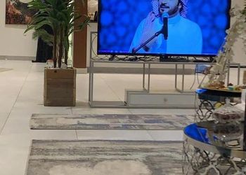 استراحة بإطلاله على حديقه ومسبح