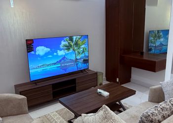 استديو بسرير ماستر