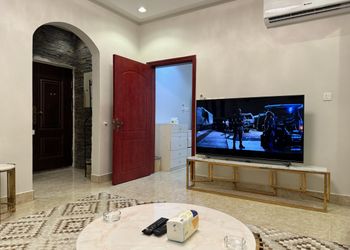 شقة بغرفة وصالة بمدخل خاص
