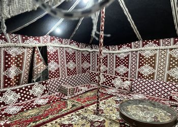 مخيم بركن شواء وملعب كرة طائرة