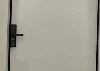 استديو بسرير ماستر