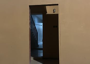 استديو هادئ بسرير ماستر 