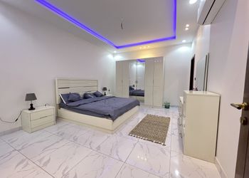شاليه بجلسة خارجية والعاب مائية