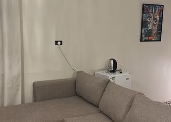 استديو واسع وسرير مريح 