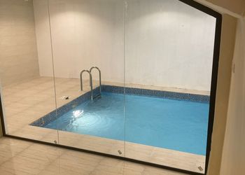 شاليه بثلاث غرف نوم ومسبح داخلي